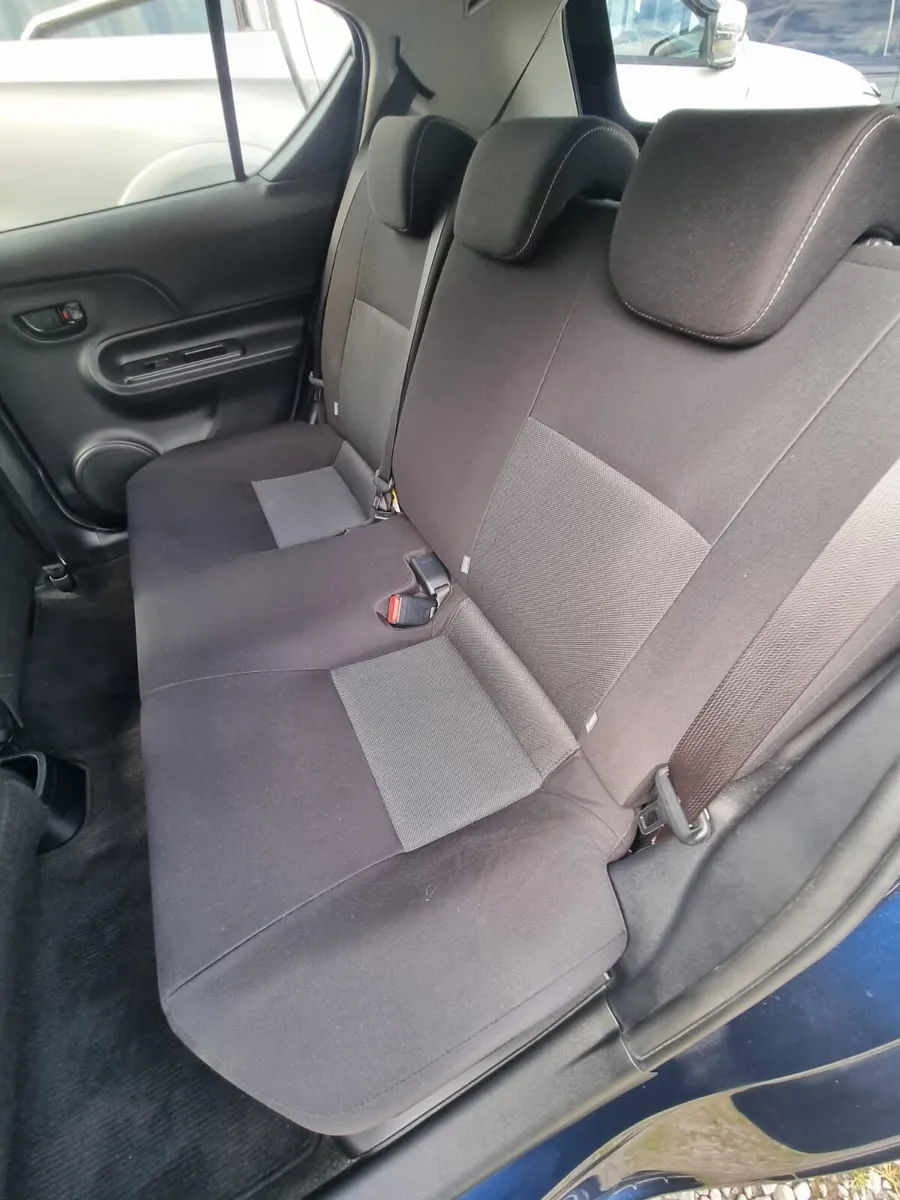 Toyota Aqua Hatchback, Petrol Hybrid, 2020, Blue