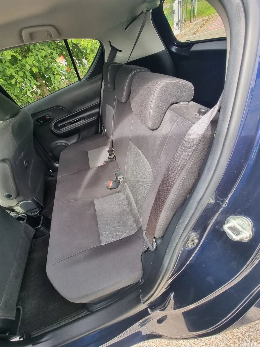 Toyota Aqua Hatchback, Petrol Hybrid, 2019, Blue