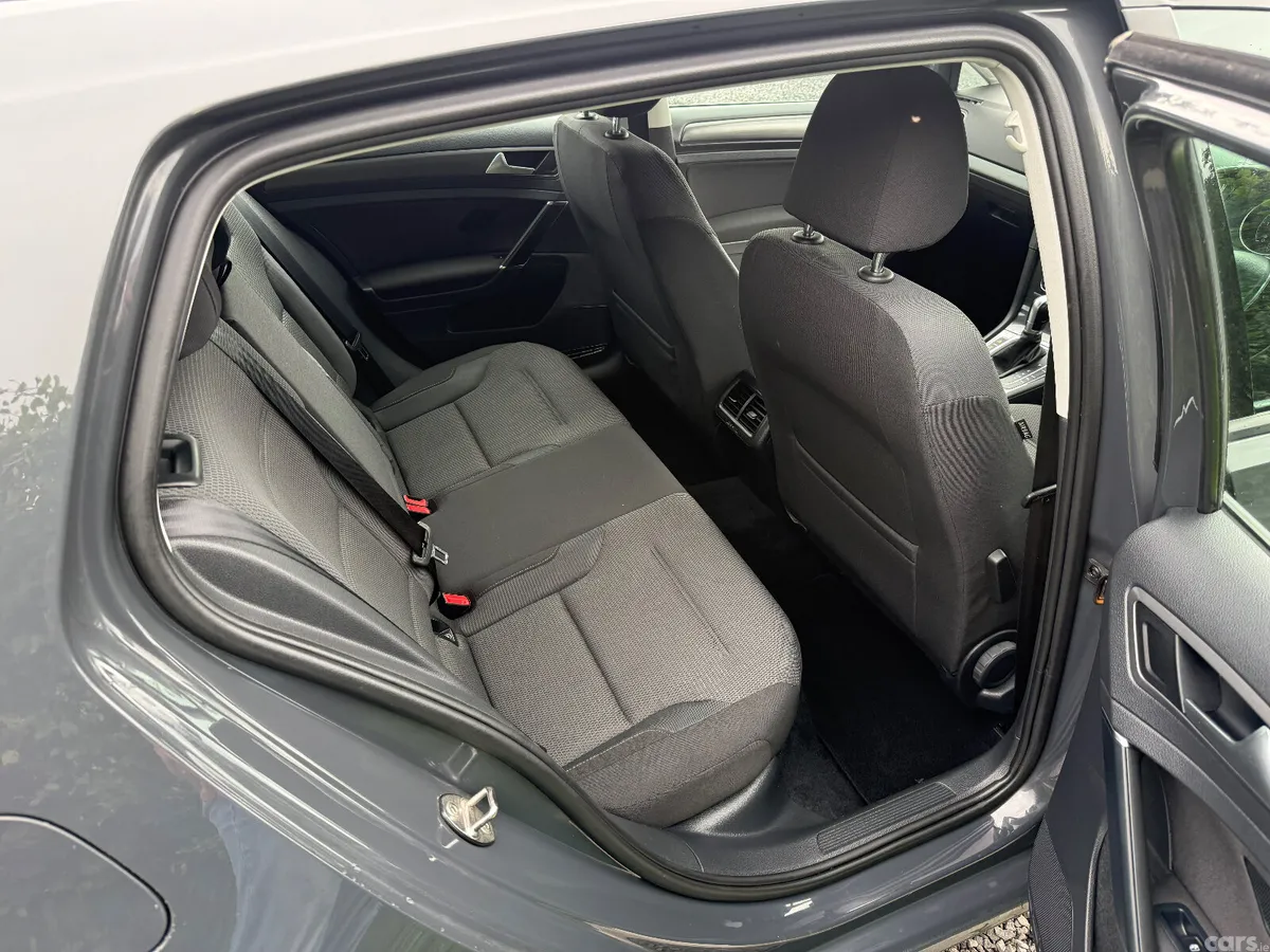 Volkswagen Golf Hatchback, Diesel, 2018, Grey