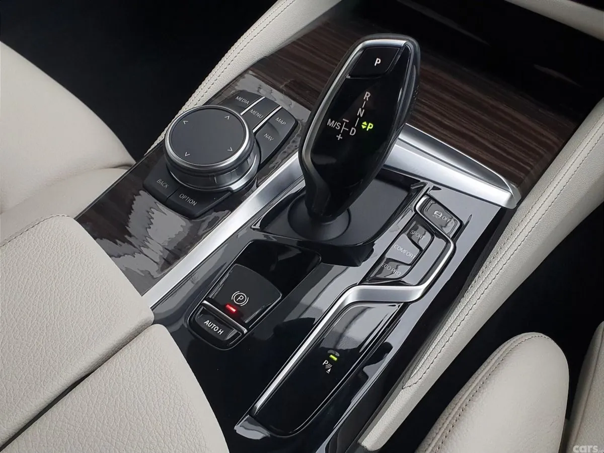 BMW 5-Series Estate, Diesel, 2023, Black