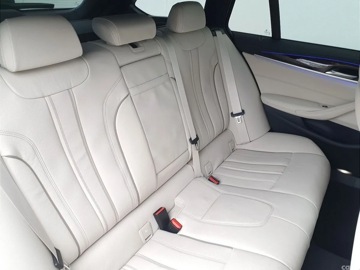 BMW 5-Series Estate, Diesel, 2023, Black