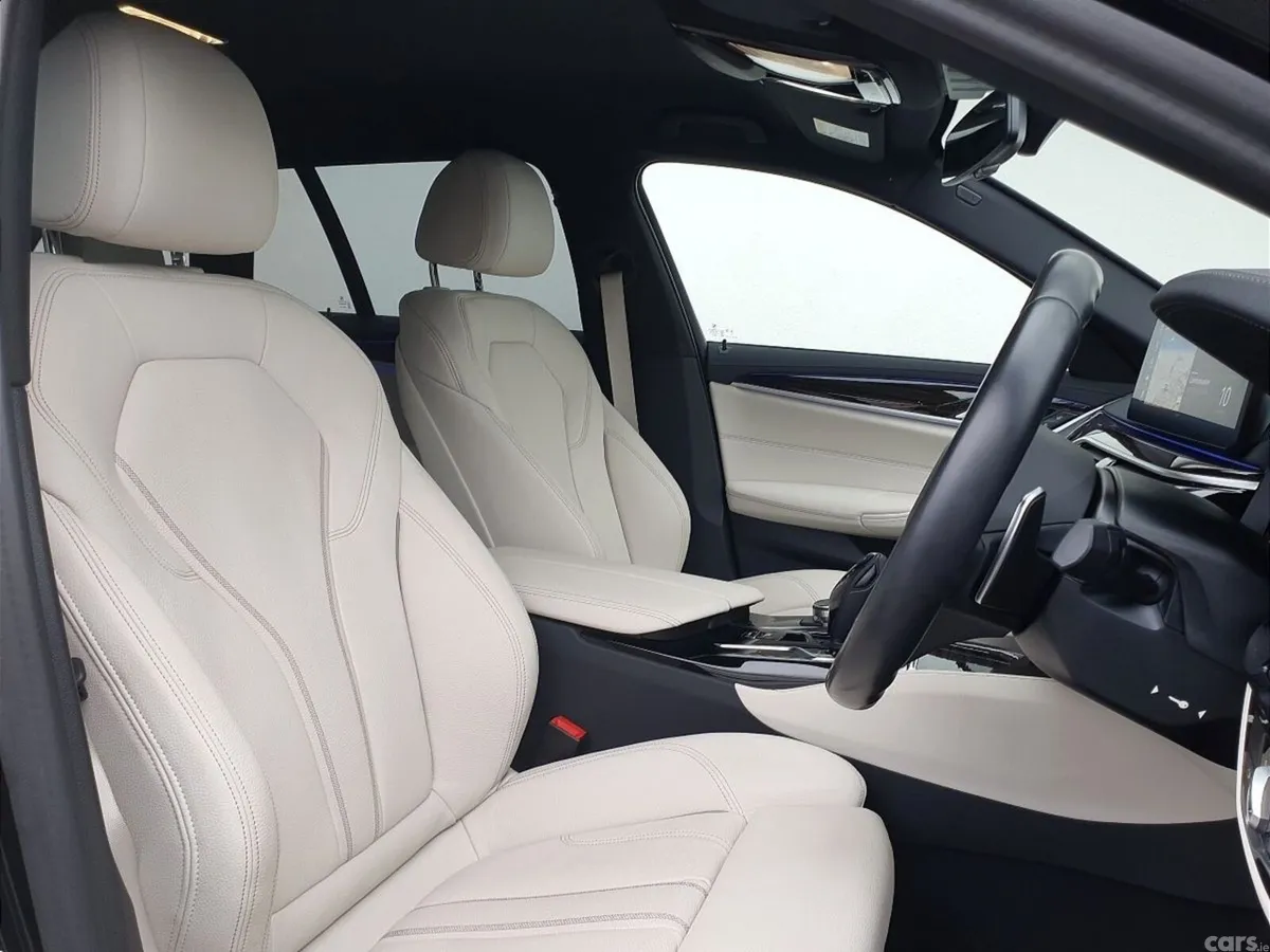 BMW 5-Series Estate, Diesel, 2023, Black
