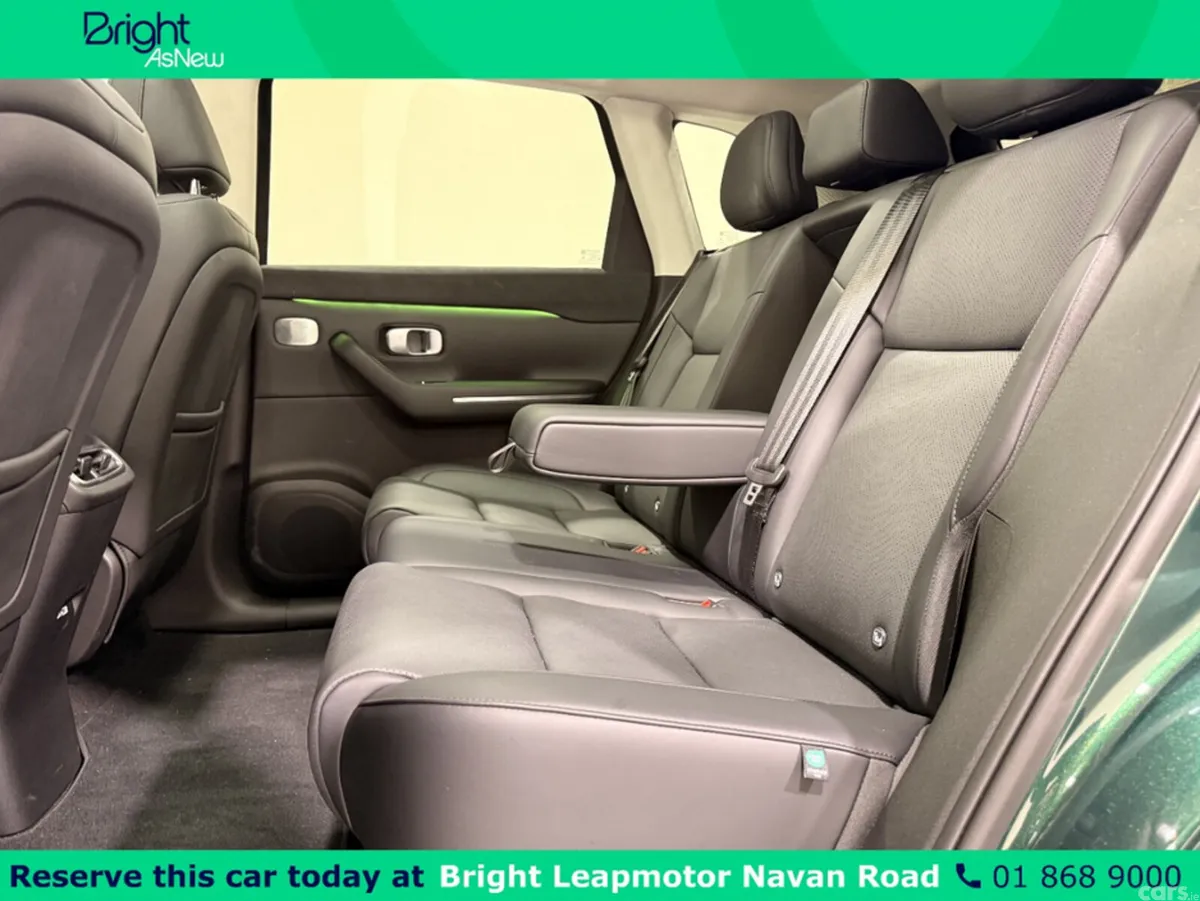 Leapmotor C10 Hatchback, Petrol Plug-in Hybrid, 2026, Green