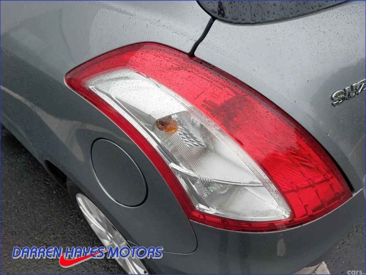 Suzuki Swift Hatchback, Petrol, 2011, Grey
