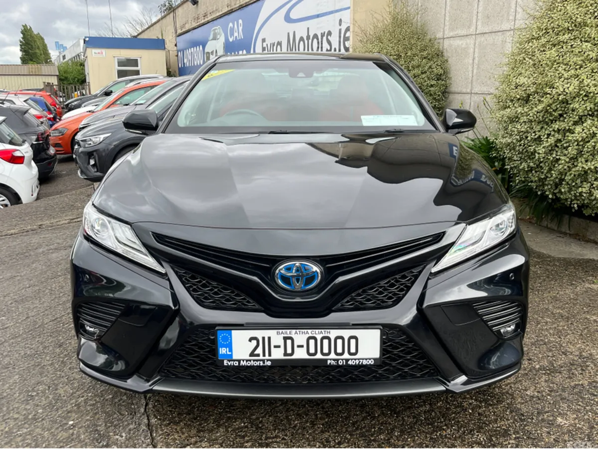 Toyota Camry Saloon, Petrol Hybrid, 2021, Black