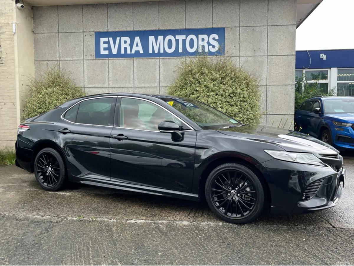 Toyota Camry Saloon, Petrol Hybrid, 2021, Black