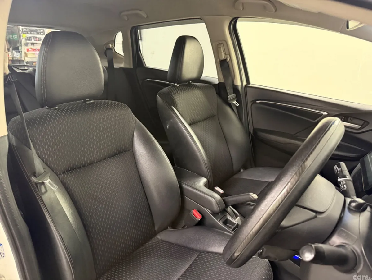 Honda Fit Hatchback, Petrol Hybrid, 2014, White
