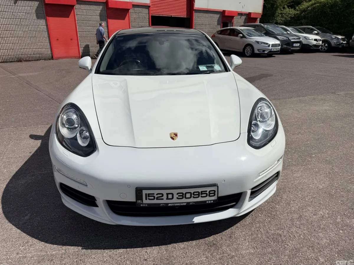 Porsche Panamera Hatchback, Petrol Plug-in Hybrid, 2015, White