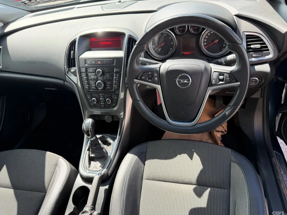 Opel Astra Saloon, Diesel, 2014, Blue