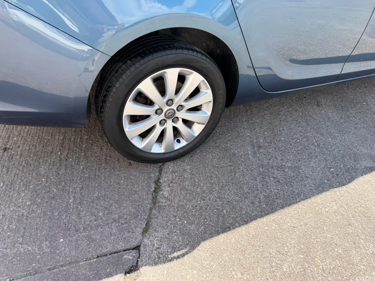 Opel Astra Saloon, Diesel, 2014, Blue