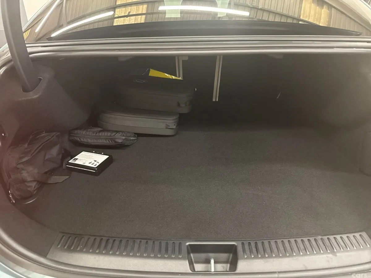 Mercedes-Benz E-Class Saloon, Petrol Plug-in Hybrid, 2026, Silver