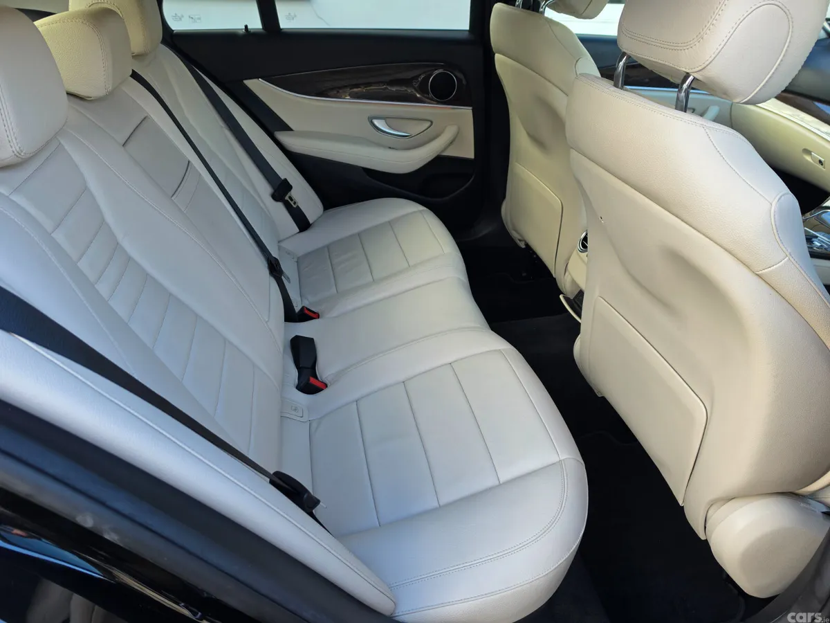 Mercedes-Benz E-Class Saloon, Petrol Plug-in Hybrid, 2022, Black