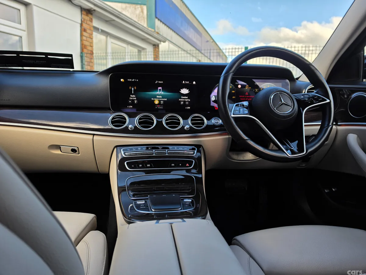 Mercedes-Benz E-Class Saloon, Petrol Plug-in Hybrid, 2022, Black
