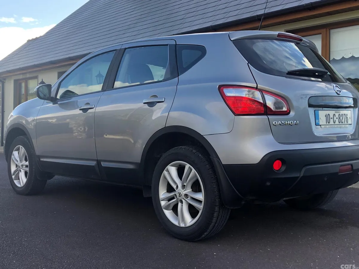 Nissan Qashqai Hatchback, Diesel, 2010, Blue