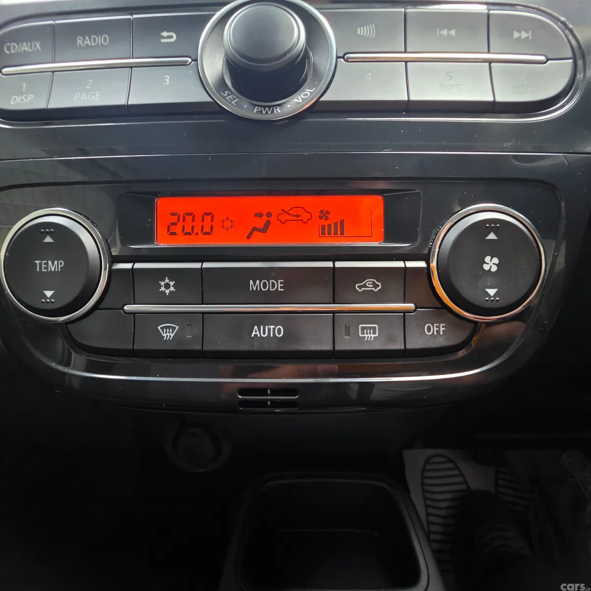 Mitsubishi Mirage Hatchback, Petrol, 2015, Silver