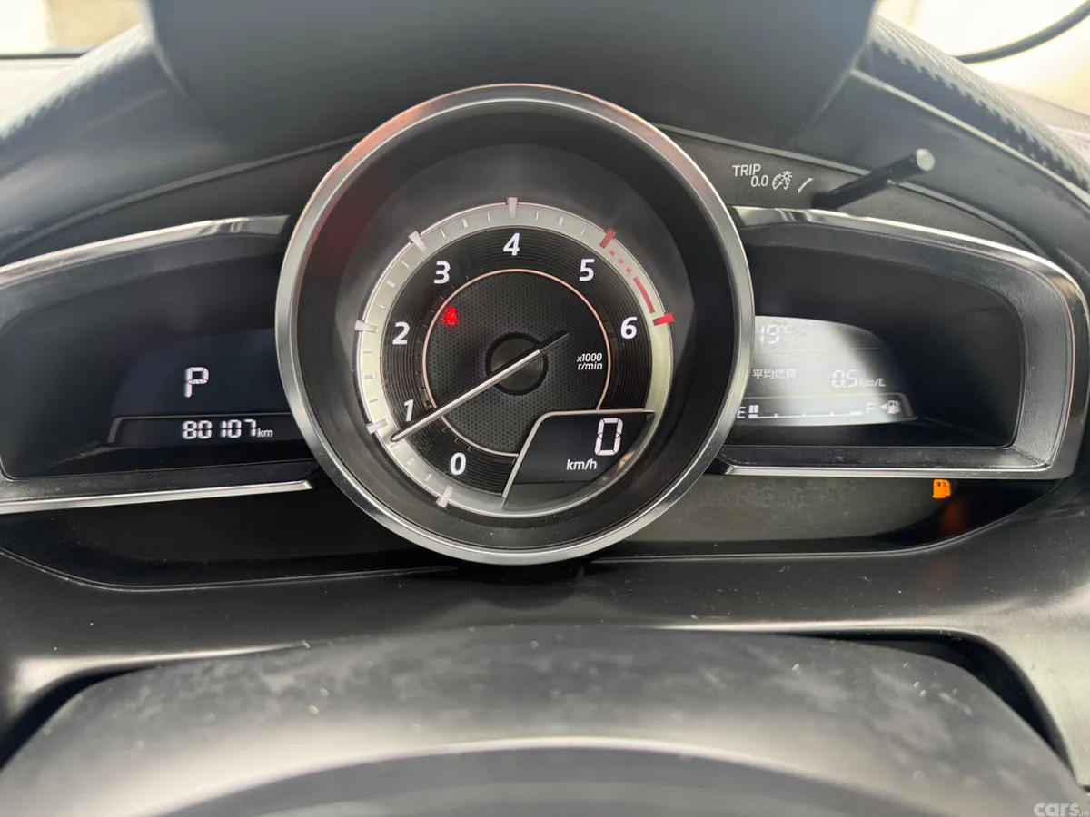 Mazda Demio MPV, Diesel, 2015, Red