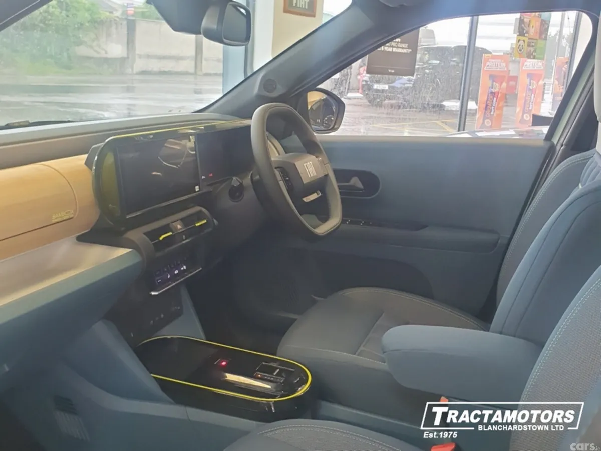Fiat Grande Panda Hatchback, Electric, 2026, Green