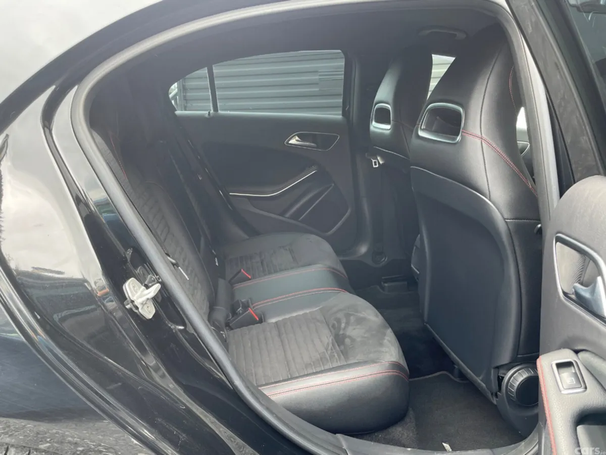 Mercedes-Benz A-Class Hatchback, Petrol, 2014, Black