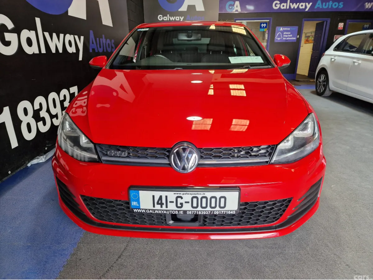 Volkswagen Golf Hatchback, Diesel, 2014, Red