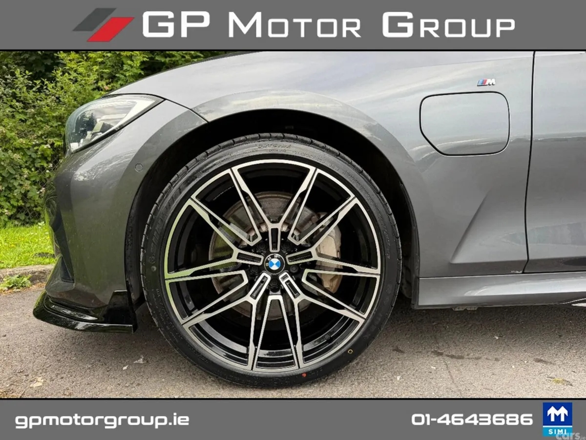 BMW 3-Series Estate, Petrol Plug-in Hybrid, 2021, Grey