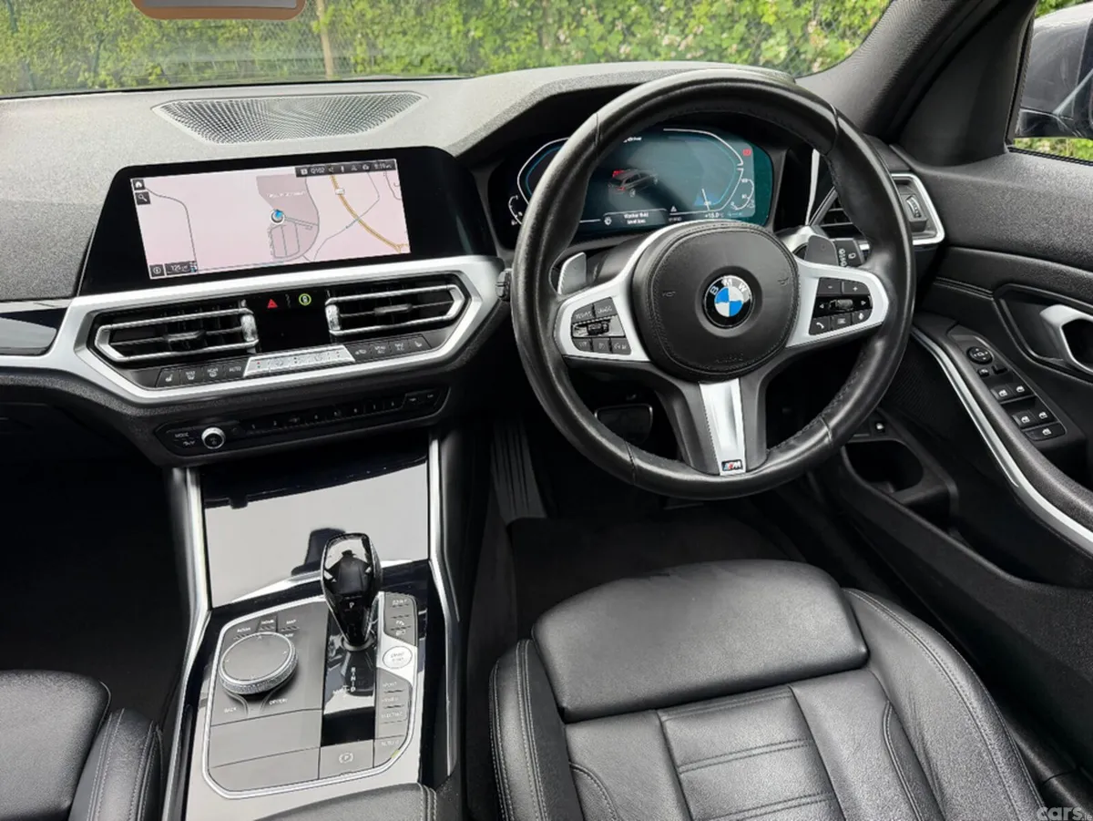 BMW 3-Series Estate, Petrol Plug-in Hybrid, 2021, Grey