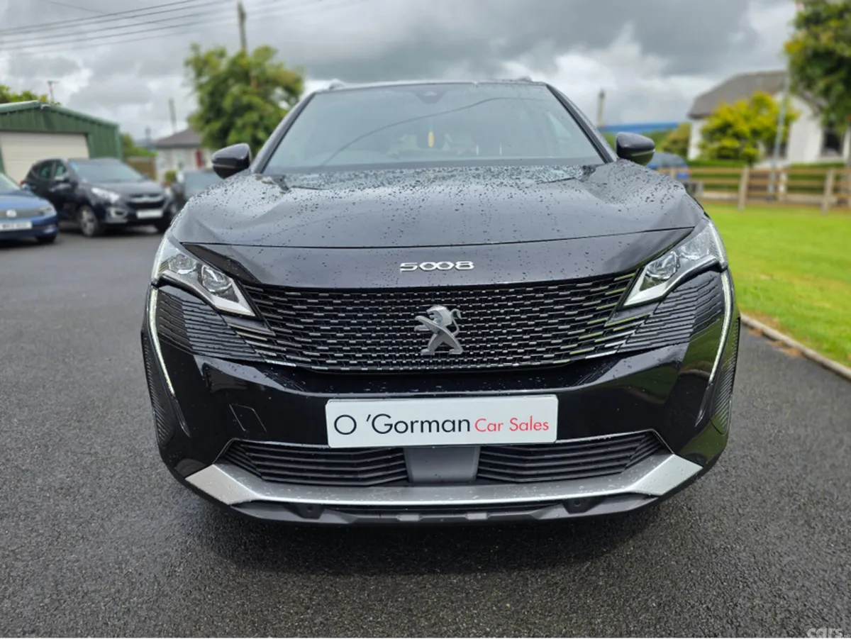 Peugeot 5008 MPV, Diesel, 2023, Black