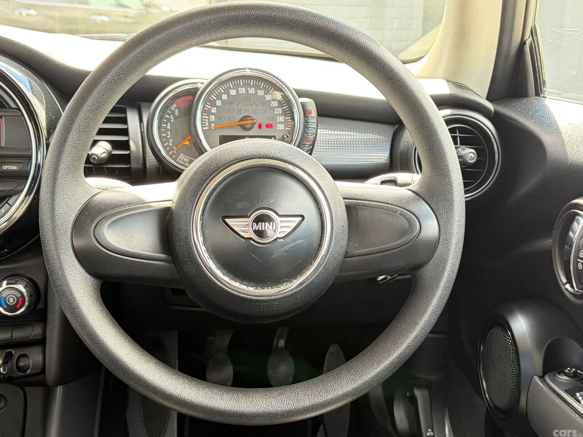Mini Cooper Hatchback, Petrol, 2018, White