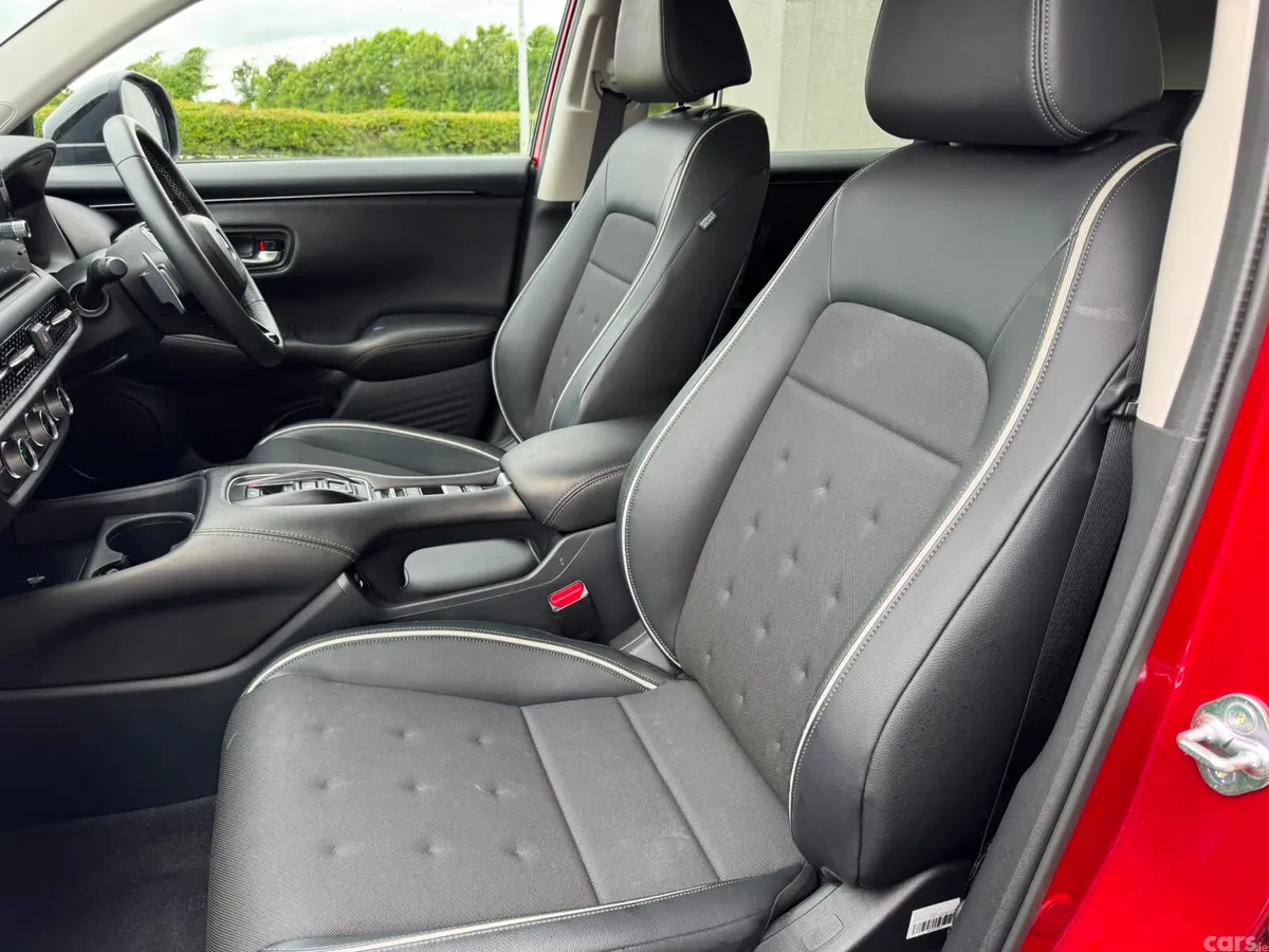 Honda ZR-V SUV, Petrol Hybrid, 2025, Red