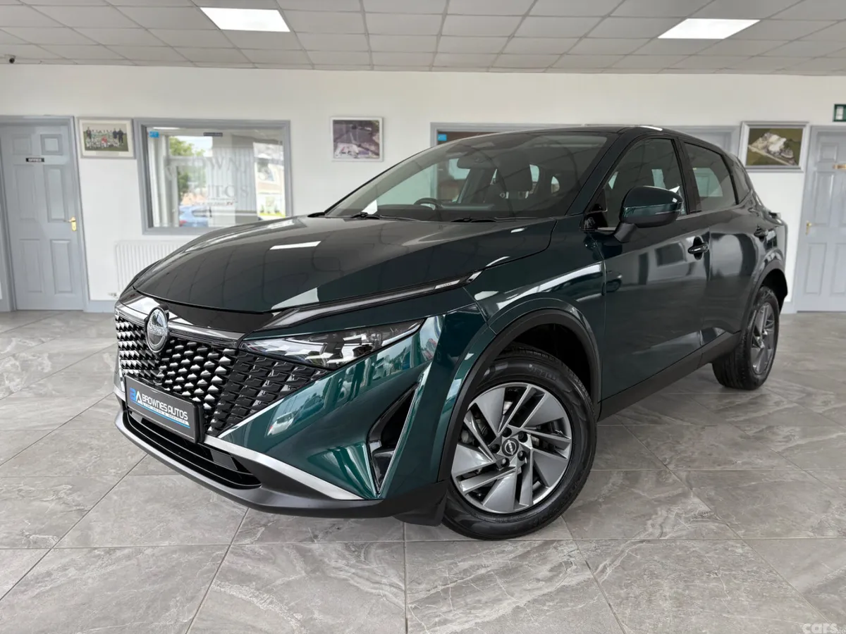 Nissan Qashqai SUV, Petrol Hybrid, 2024, Green