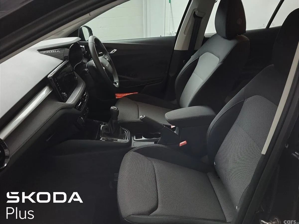 Skoda Fabia Hatchback, Petrol, 2026, Black
