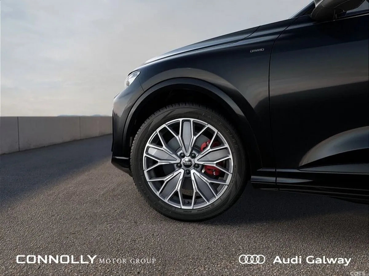 Audi Q5 SUV, Petrol Plug-in Hybrid, 2027, Black