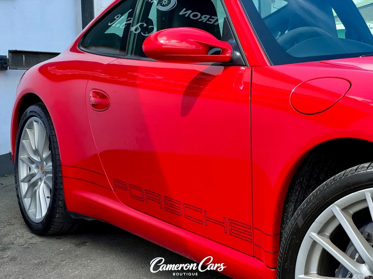 Porsche 911 Coupe, Petrol, 2006, Red