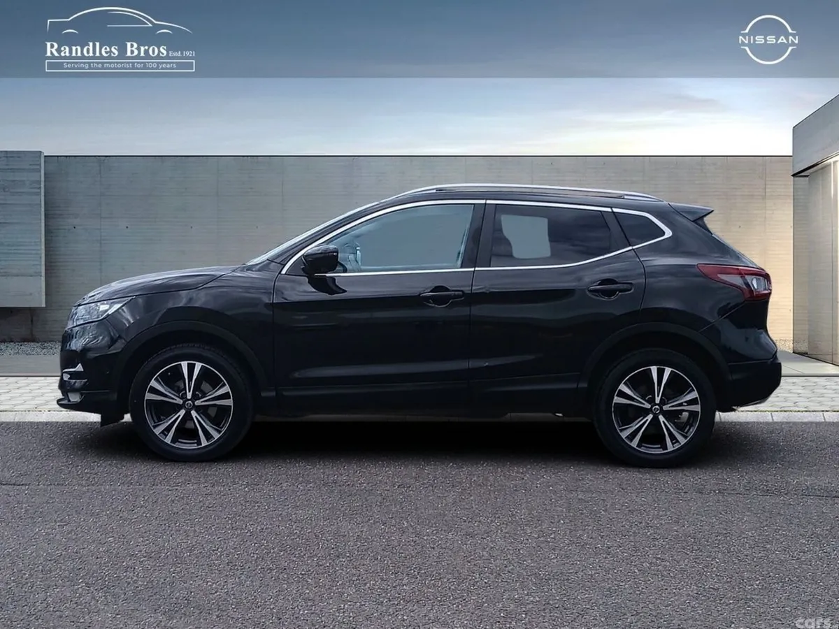 Nissan Qashqai Hatchback, Diesel, 2020, Black