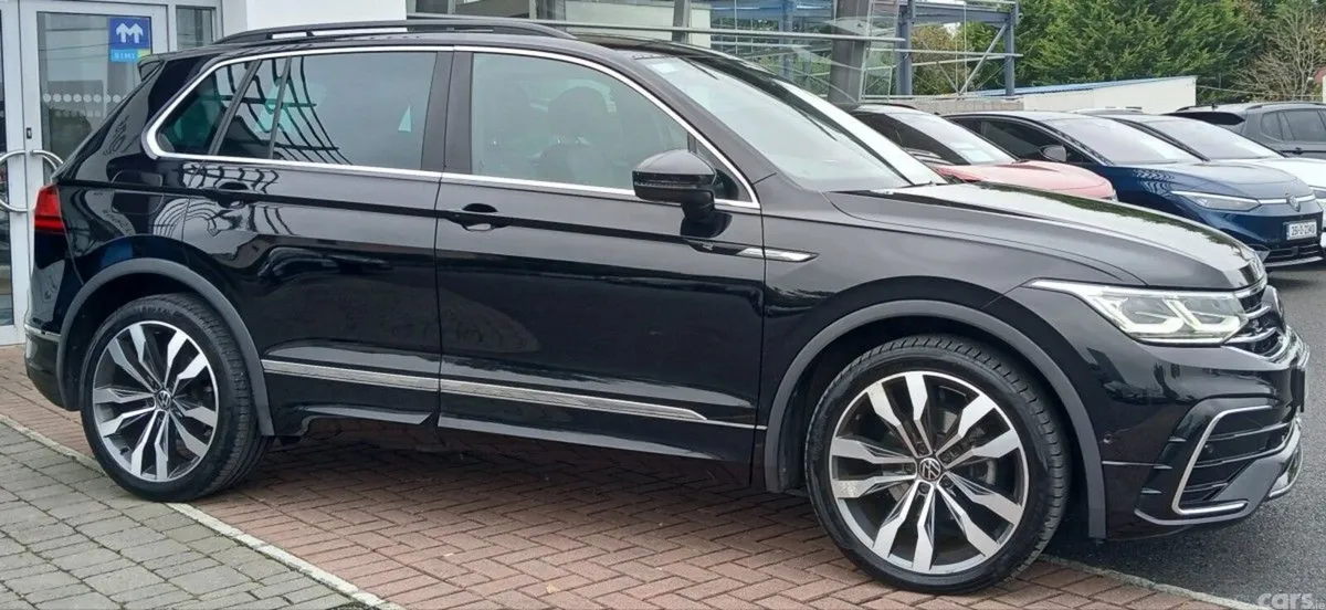 Volkswagen Tiguan SUV, Diesel, 2023, Black