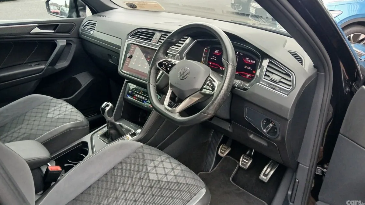 Volkswagen Tiguan SUV, Diesel, 2023, Black