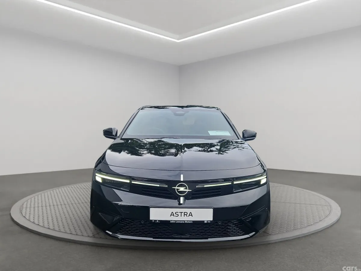 Opel Astra Hatchback, Petrol Hybrid, 2026, Black