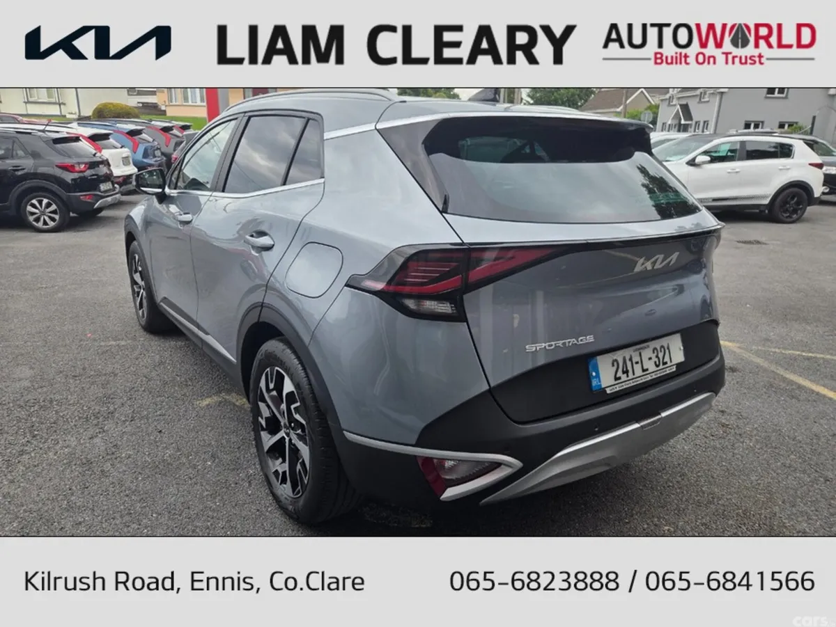 Kia Sportage MPV, Diesel, 2024, Grey