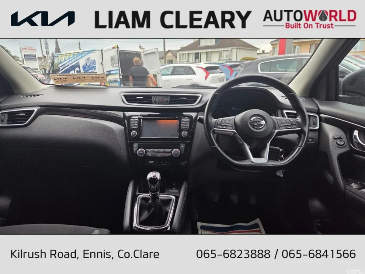 Nissan Qashqai MPV, Diesel, 2018, Brown