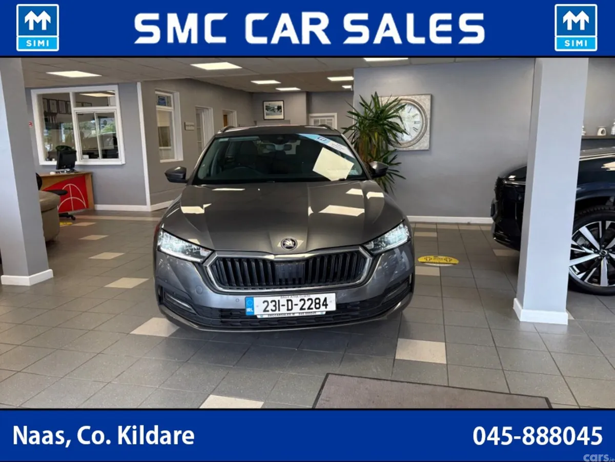 Skoda Octavia Estate, Diesel, 2023, Grey