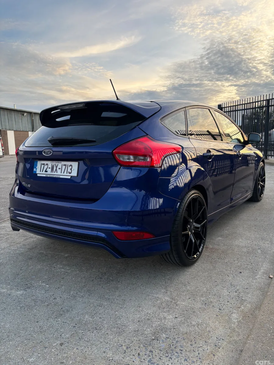 Ford Focus Hatchback, Diesel, 2017, Blue