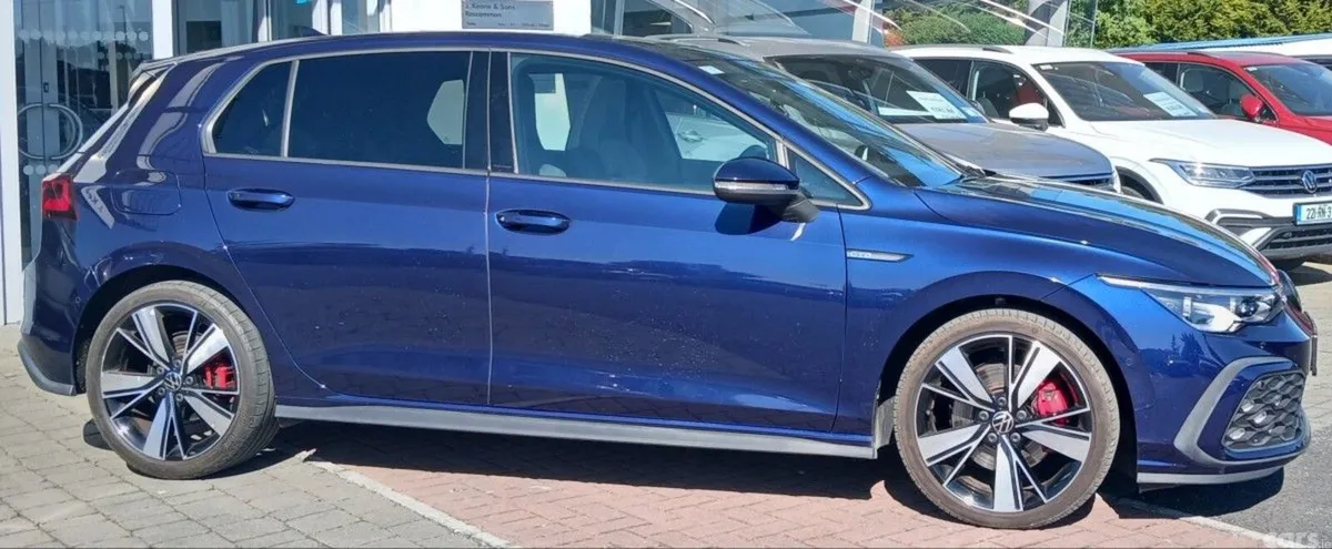 Volkswagen Golf Estate, Diesel, 2023, Blue