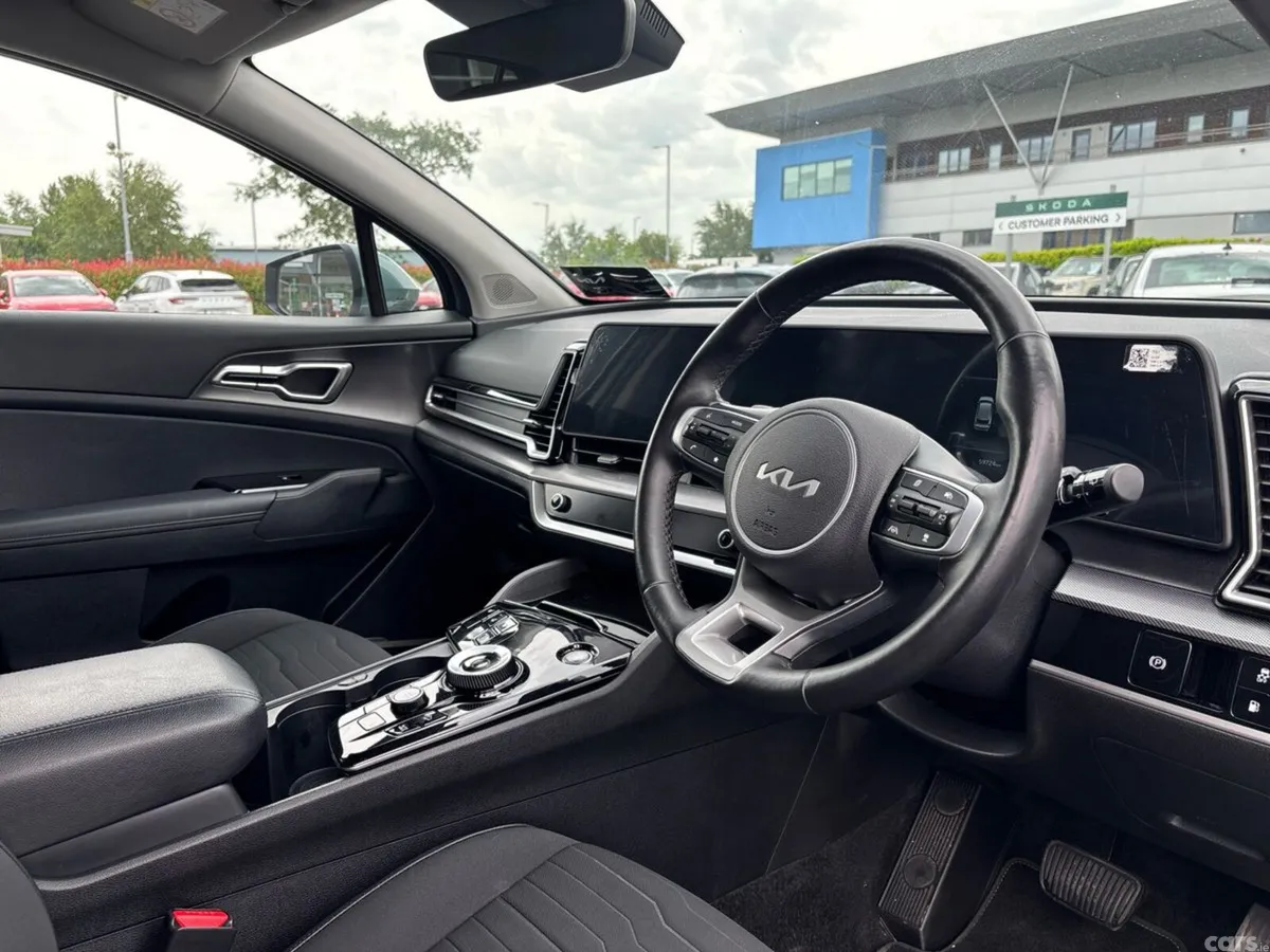 Kia Sportage SUV, Petrol Plug-in Hybrid, 2023, Grey