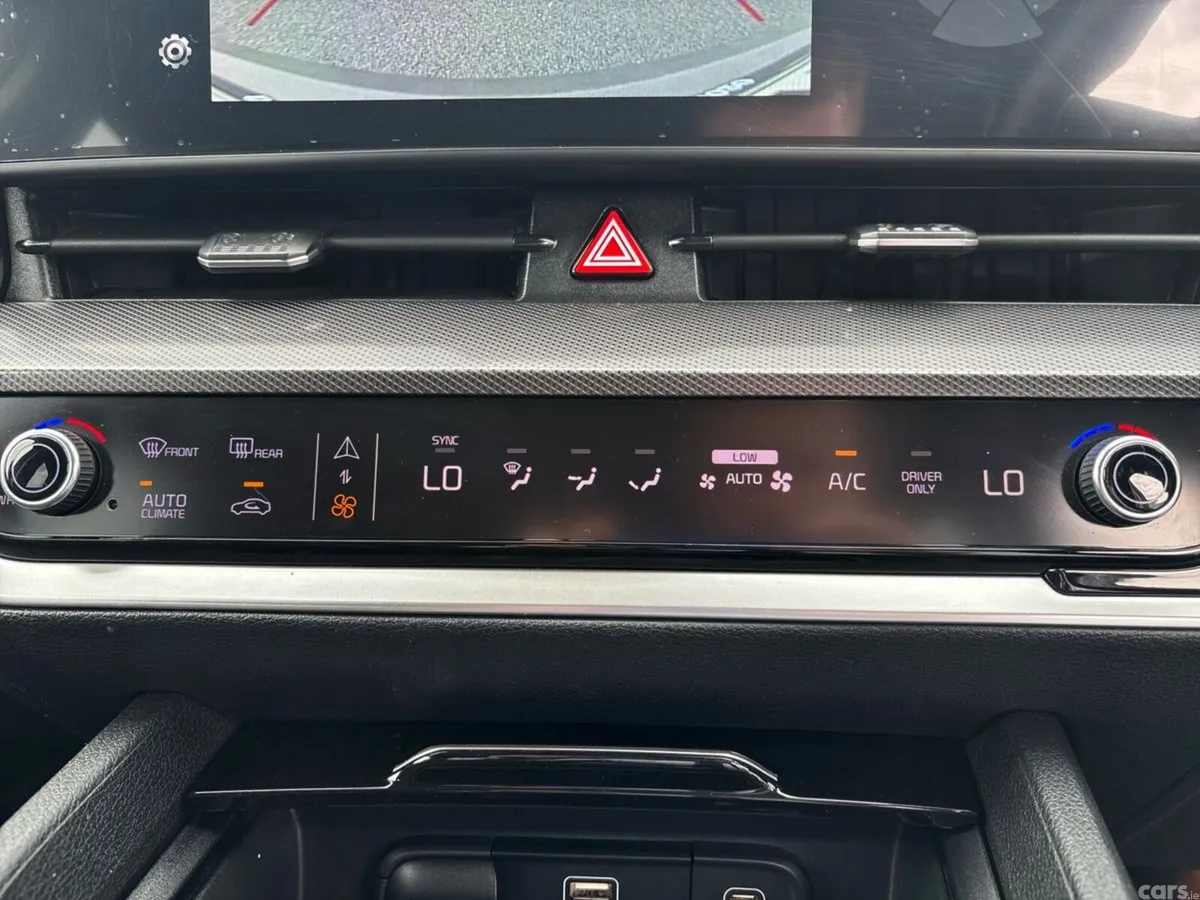 Kia Sportage SUV, Petrol Plug-in Hybrid, 2023, Grey