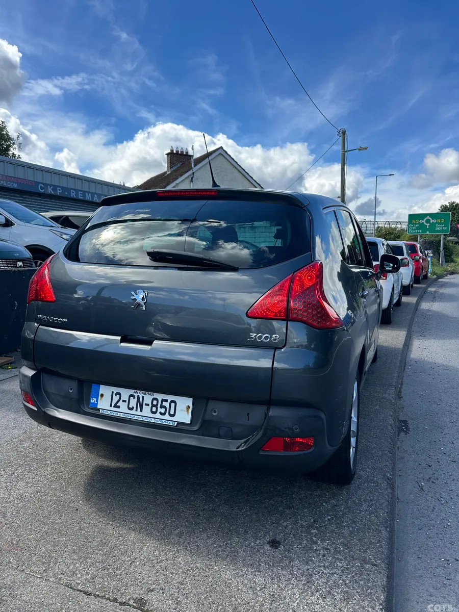 Peugeot 3008 MPV, Diesel, 2012, Grey