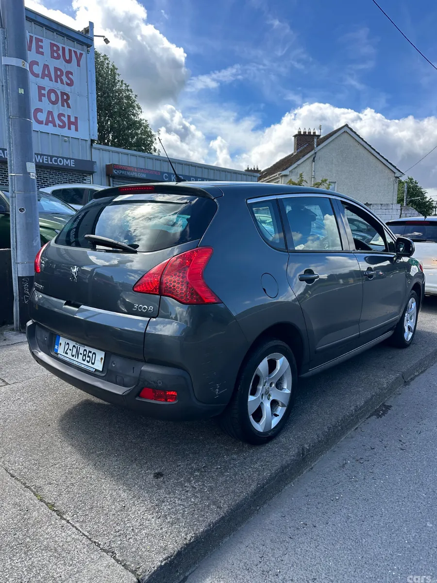 Peugeot 3008 MPV, Diesel, 2012, Grey