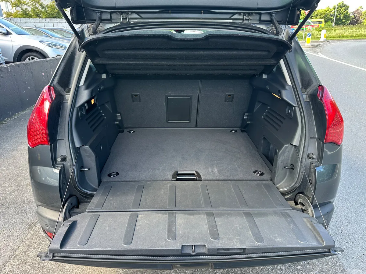 Peugeot 3008 MPV, Diesel, 2012, Grey
