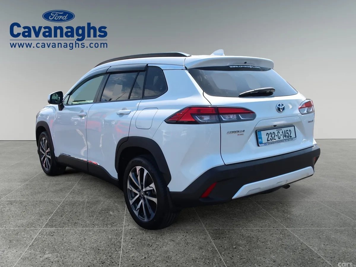 Toyota Corolla Hatchback, Petrol Hybrid, 2023, White