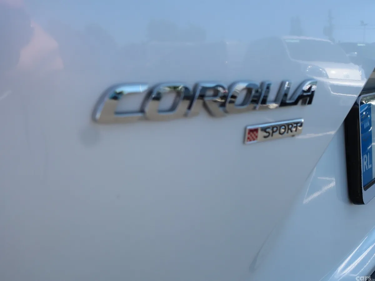Toyota Corolla Hatchback, Petrol Hybrid, 2023, White