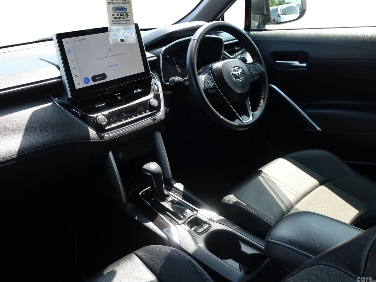 Toyota Corolla Hatchback, Petrol Hybrid, 2023, White
