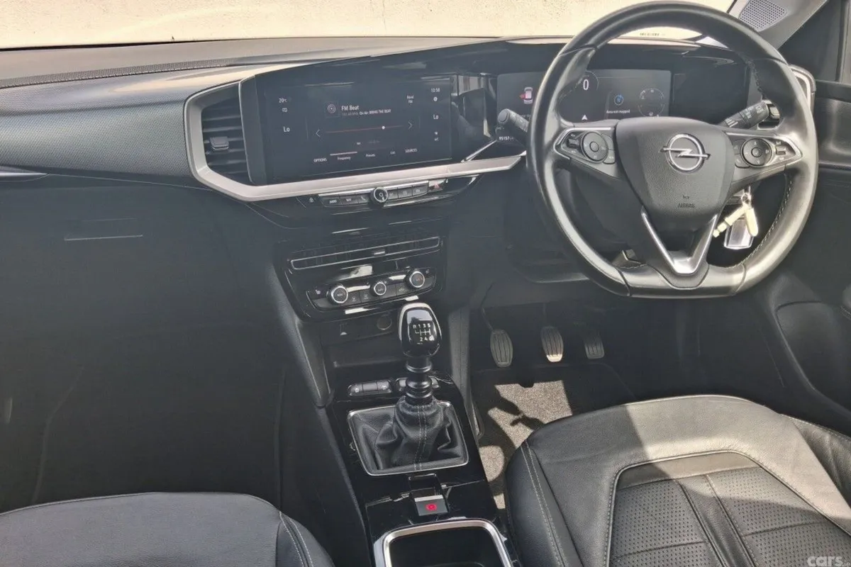 Opel Mokka SUV, Petrol, 2023, Black